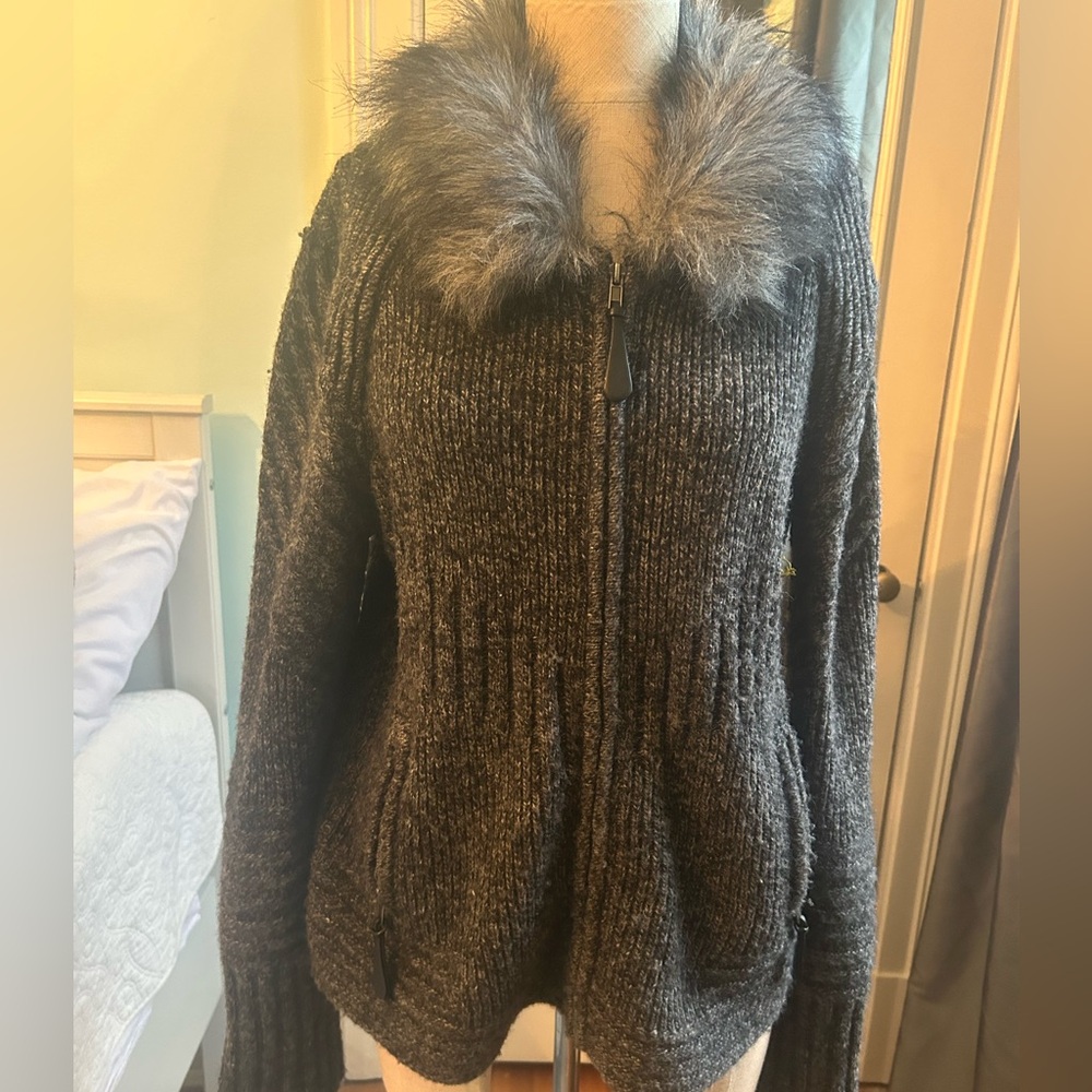 Cynthia Rowley sweater jacket cardigan gray with fur collar XL